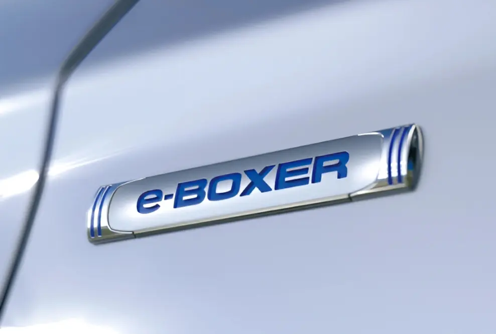 TECNOLOGÍA HÍBRIDA e-BOXER