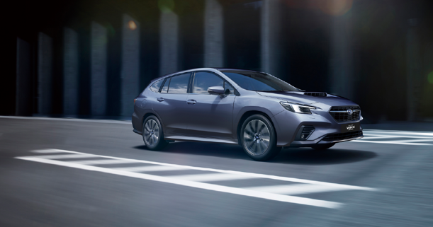 Subaru Modelo WRX en color plateado